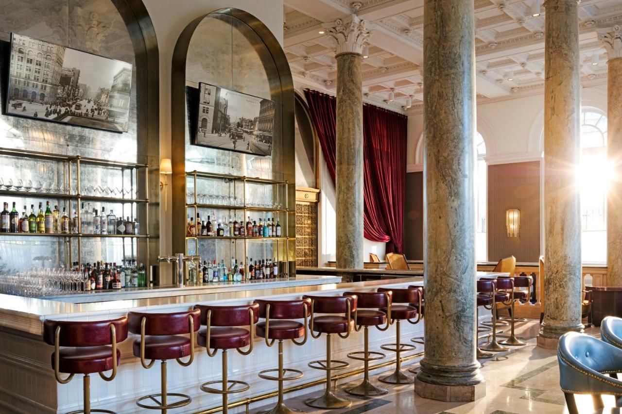 Hotel Riggs Washington Dc Exterior foto The American Bar